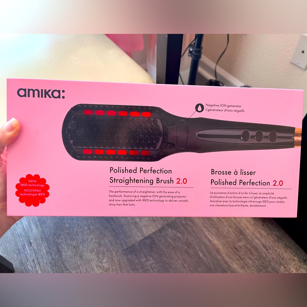 Amika Polished Perfection 2.0 Straightening Brush